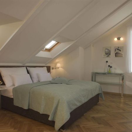 Residence Karlova Прага Экстерьер фото