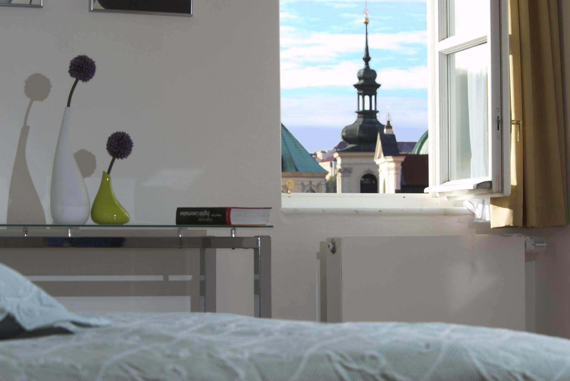 Residence Karlova Прага Экстерьер фото