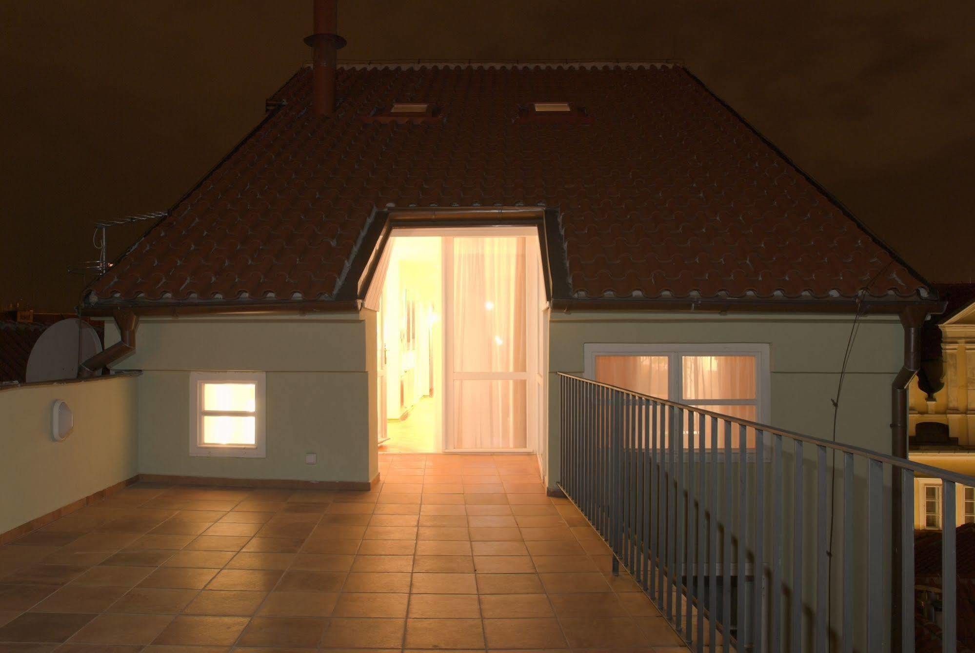 Residence Karlova Прага Экстерьер фото