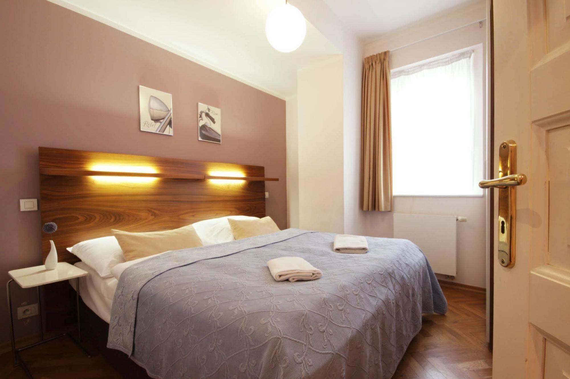 Residence Karlova Прага Экстерьер фото